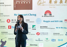 Ms Bonnie Lee, representative of CUHK Golf Day Scholarship recipients, expressed her gradtitude towards the support of CUHK Golf Day