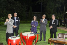 Alumni_Mid-Autumn_Festival_Fundraising_Garden_Party_069.jpg