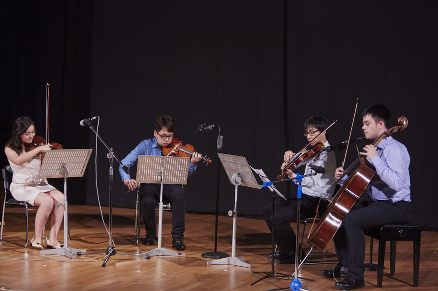 String quartet performance by CUHK students Ms Joyce Lee and Mr Jacky Yung, Mr Jason Chan and Mr Wayne Yip.